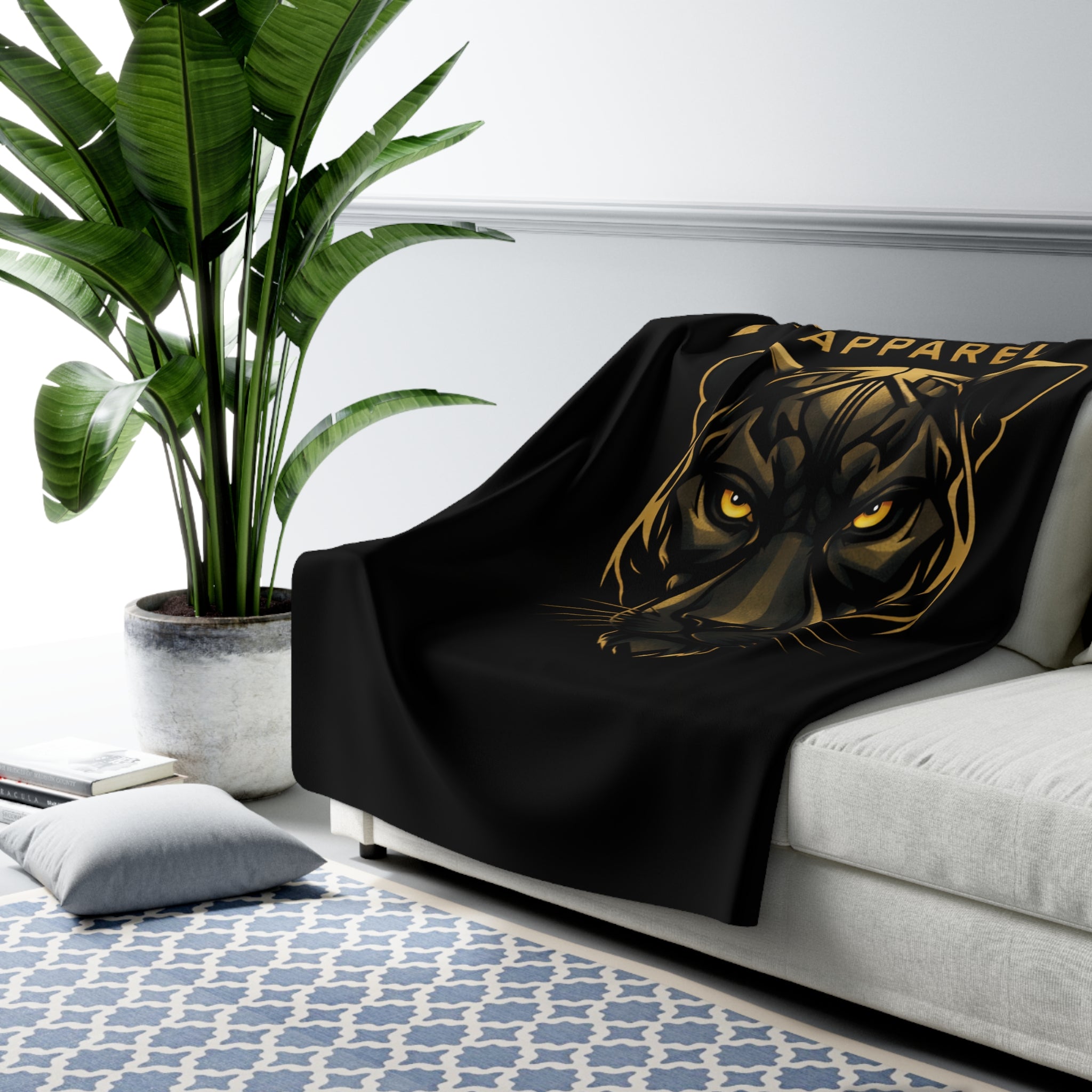 Panther Apparel Sherpa Blanket – Black Panther Head Fleece Throw